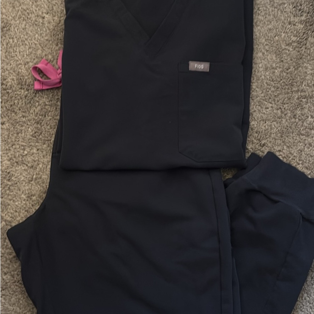 Figs Women's Black Scrub Set with Pink Tie